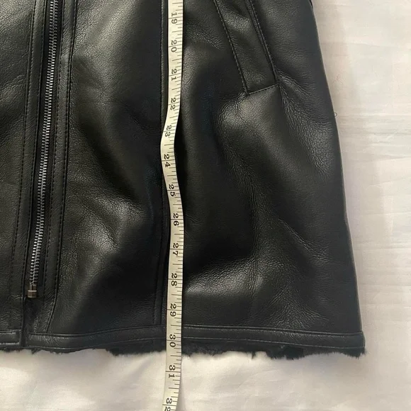 Black PU leather long jacket with sherpa lining removable faux fur on hoodie - Picture 12 of 14